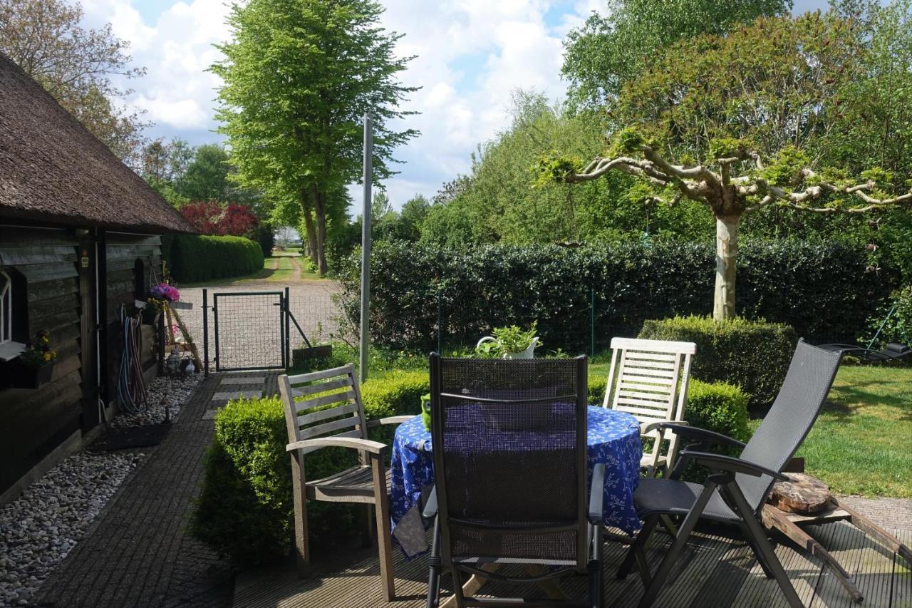 Bed and Breakfast De Aardigeyt Гитхорн Экстерьер фото